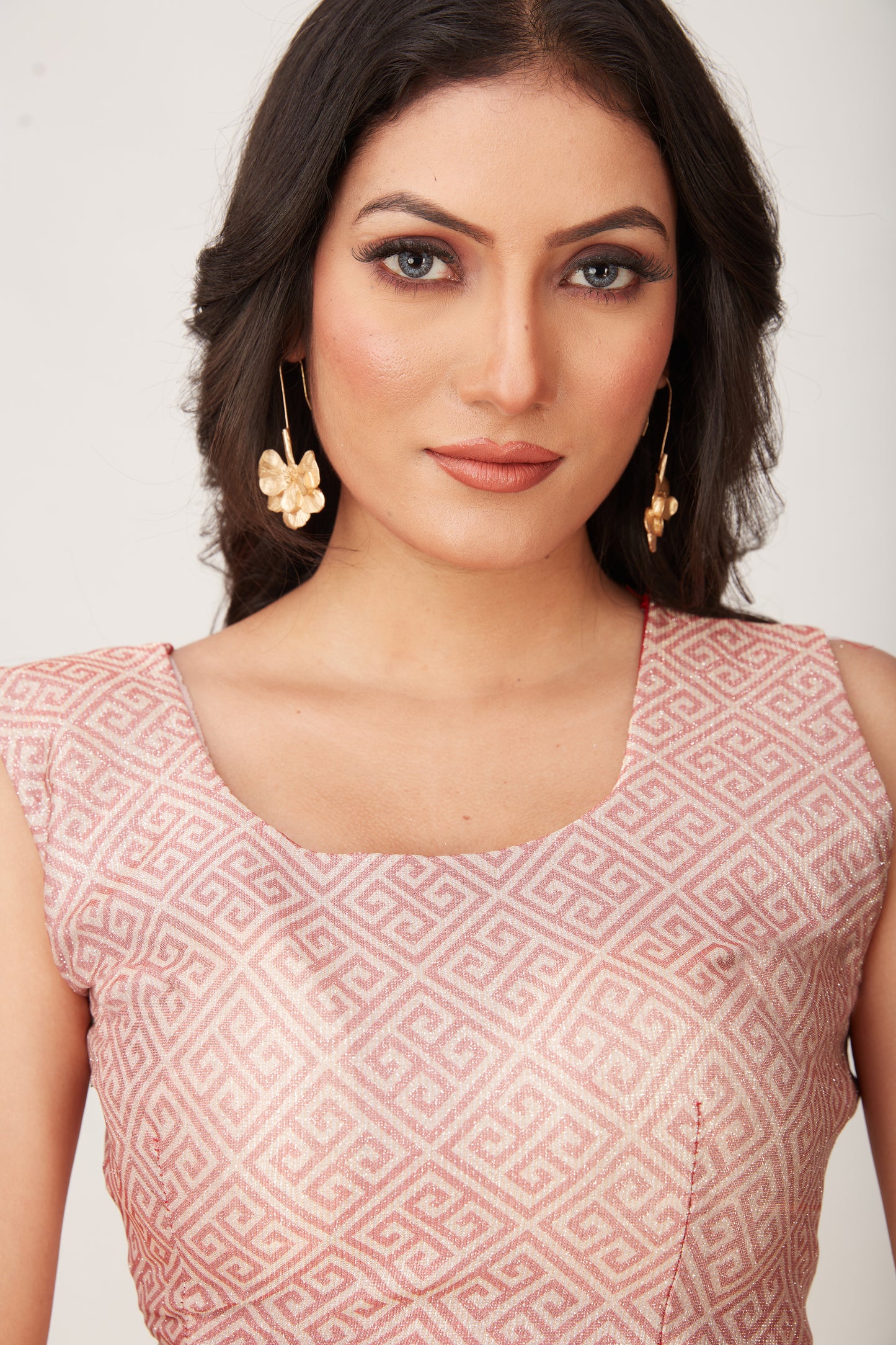 Designer Ready To Wear Frill Saree with Belt And Ready To Wear Printed Blouse